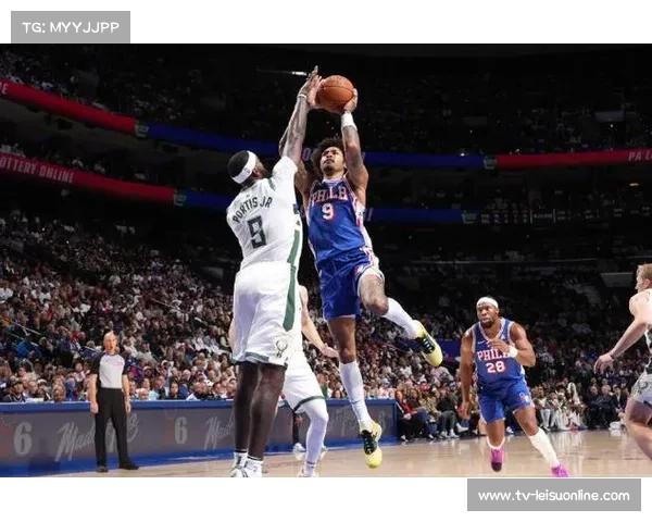 76人客战雄鹿，马克西领衔成熟体系对阵雄鹿残阵